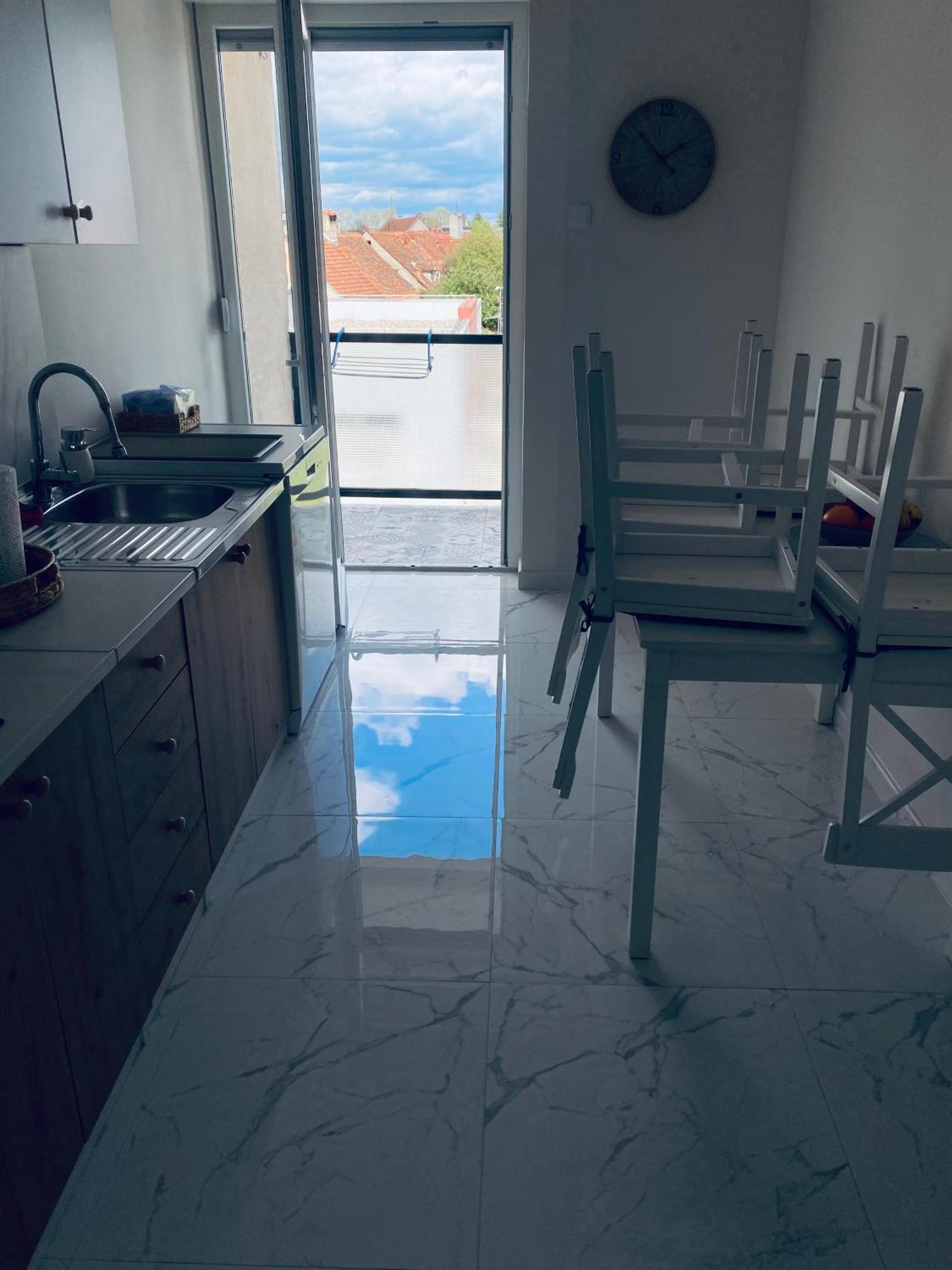 Apartman Colapis- Self Check In, Free Parking, Premium Location! Karlovac Exteriör bild